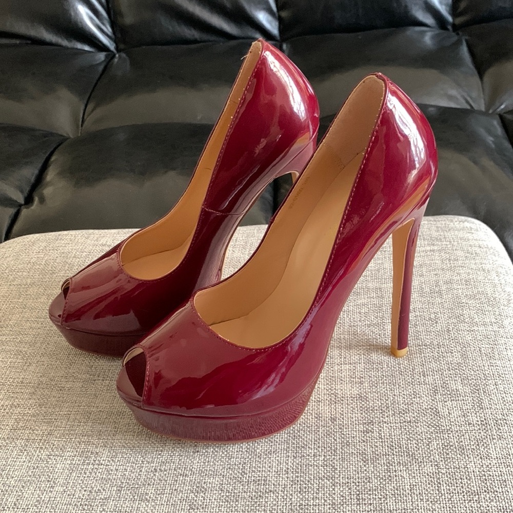 Miuincy Womens Size 6 High Heel Peep Toe Platform Stiletto. Size 6